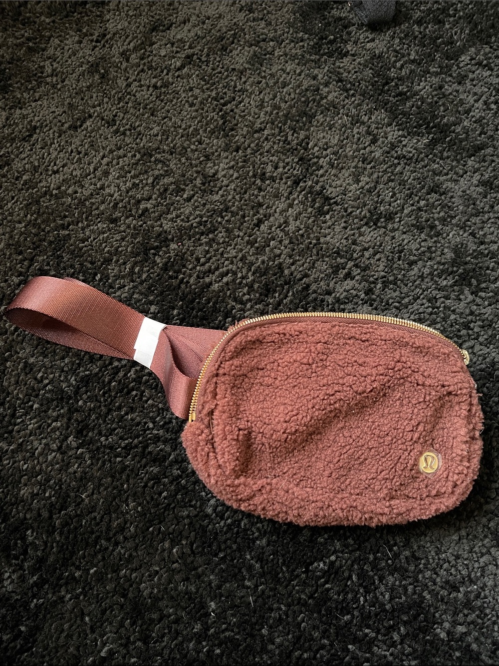 Lululemon Cozy Sherpa Belt Bag in Brown/Gold